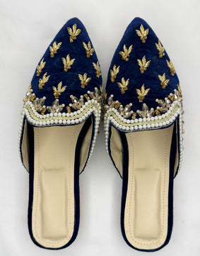 Sunehri Shab Mules 🌟