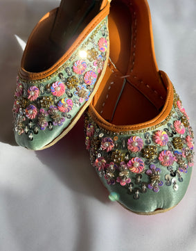 Jade pink ( Limited Stock Up to 47% 🤩 )