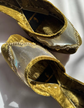 Velvety net leaf green ( Limited Stock Up to 47% 🤩 )